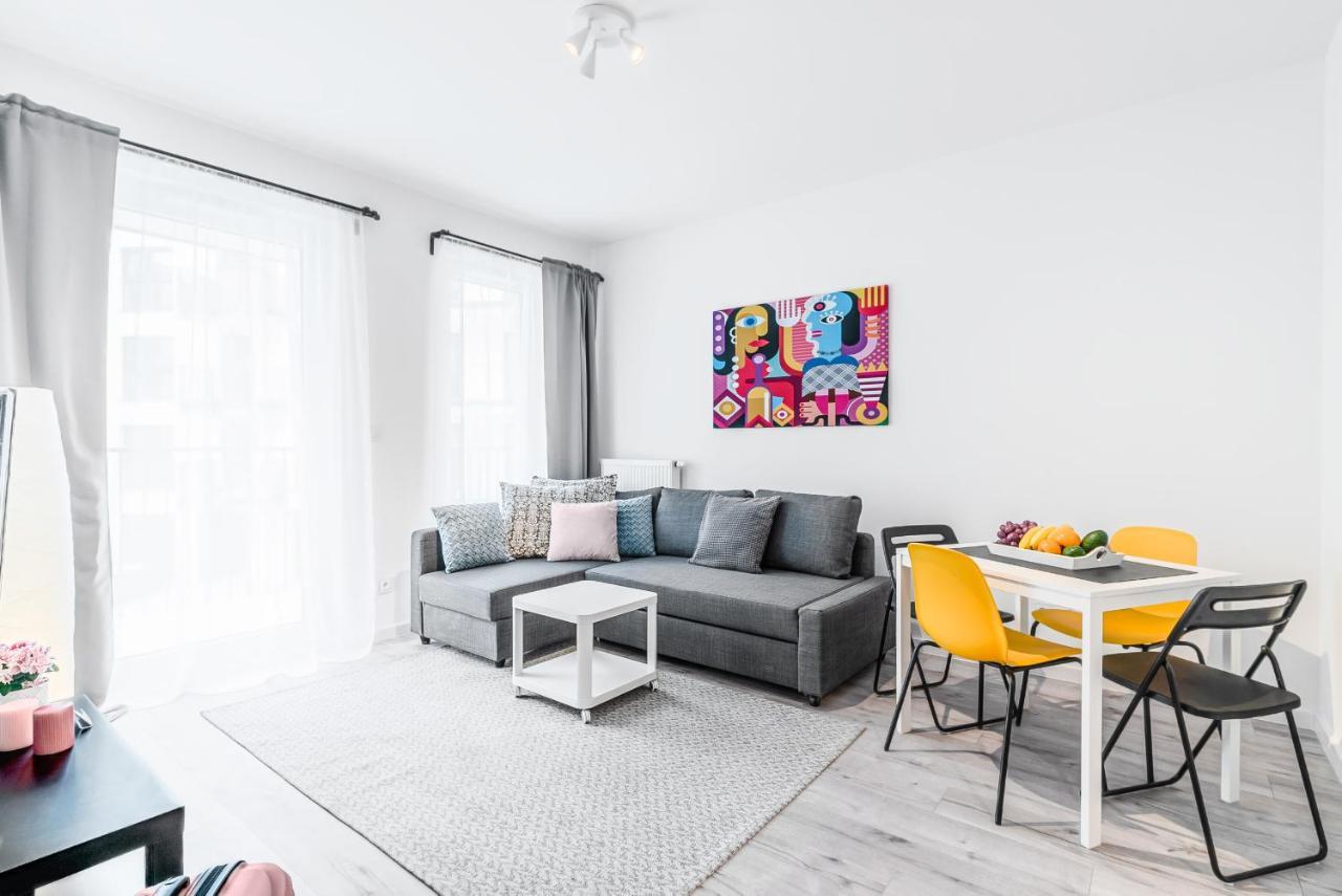 Apartamenty Homely Place Blisko Starego Rynku - Parking Poznan Exterior photo